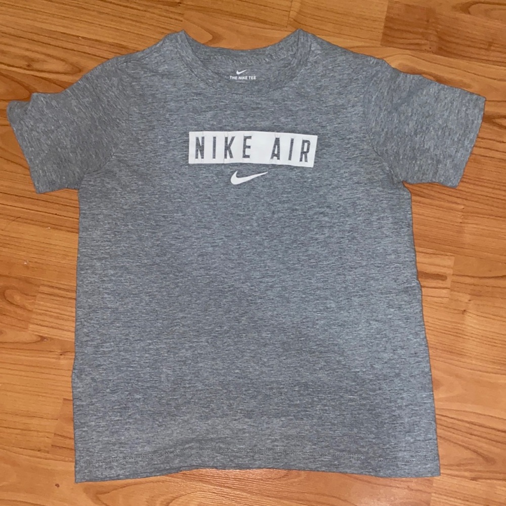 nike air tee